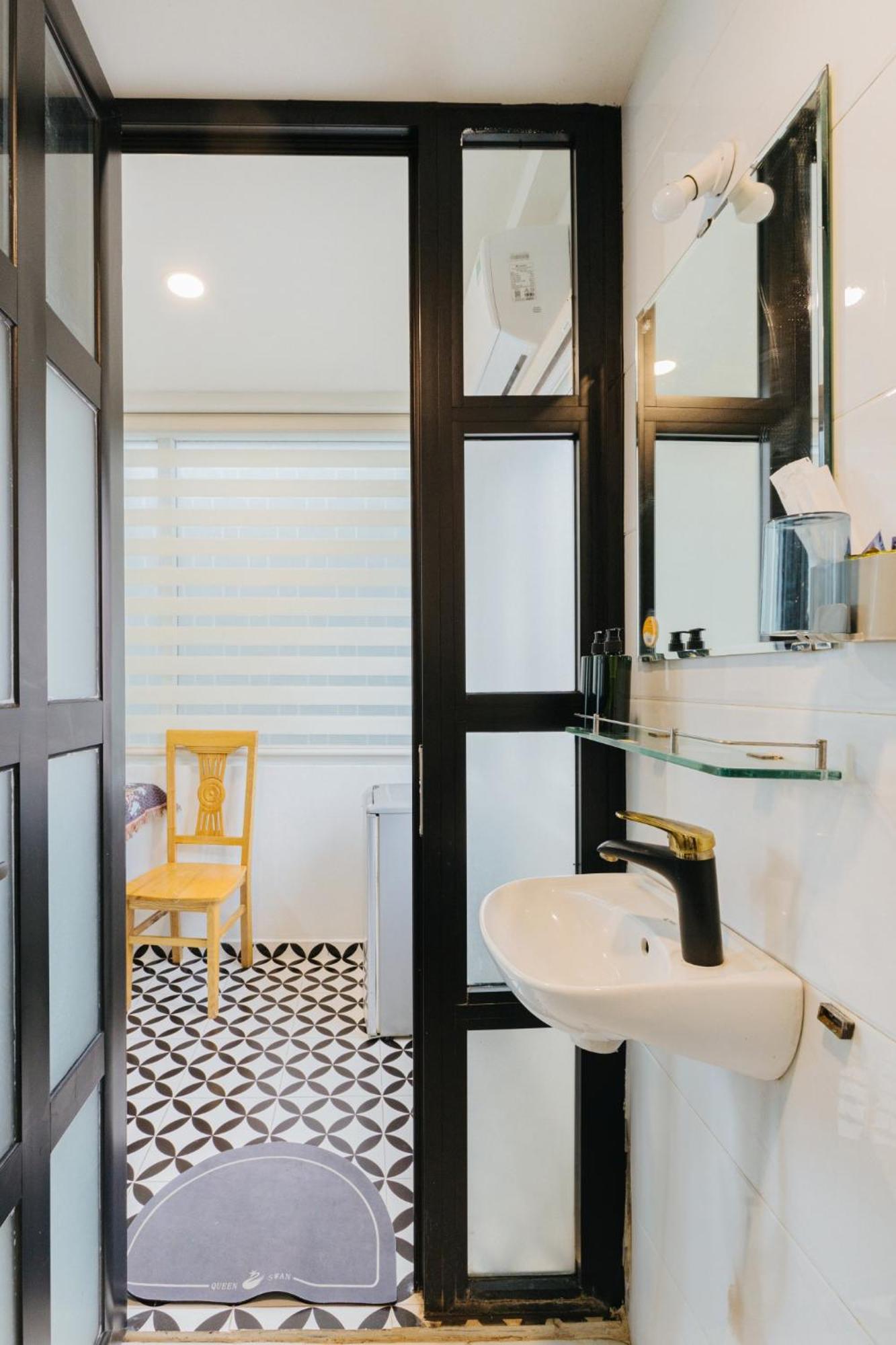 Cosy House - Center'S Tay Ho - Close The Lake ハノイ市 エクステリア 写真